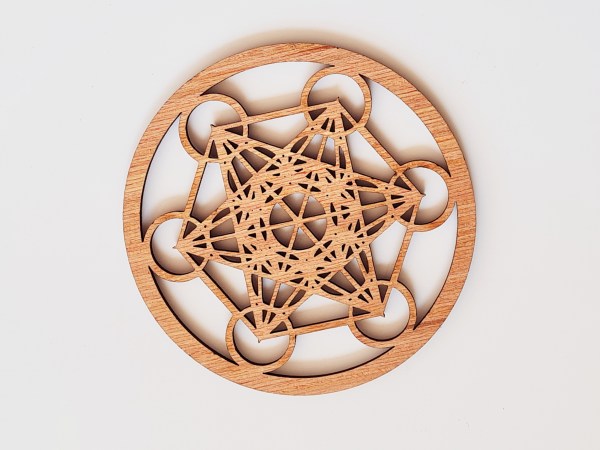 Plateau cube de metatron 9cm bois recharge pierres 